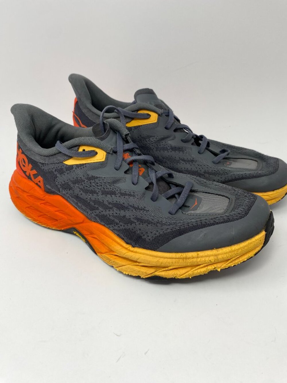 Hoka One One Speedgoat 5 Running Shoes Mens 11D Gray Orange 1123157 CFLM